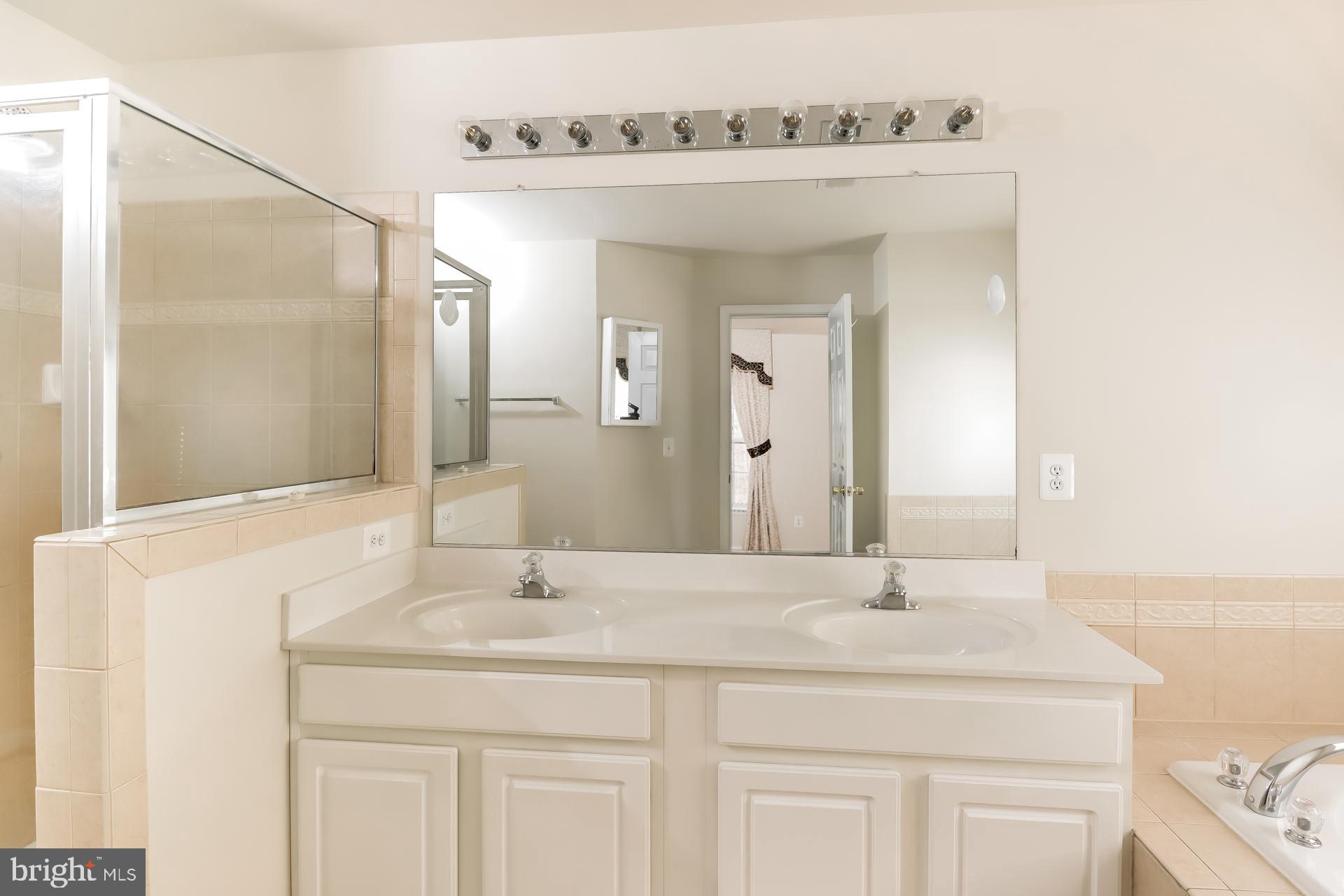 MORGAN POINT - Residential Lease