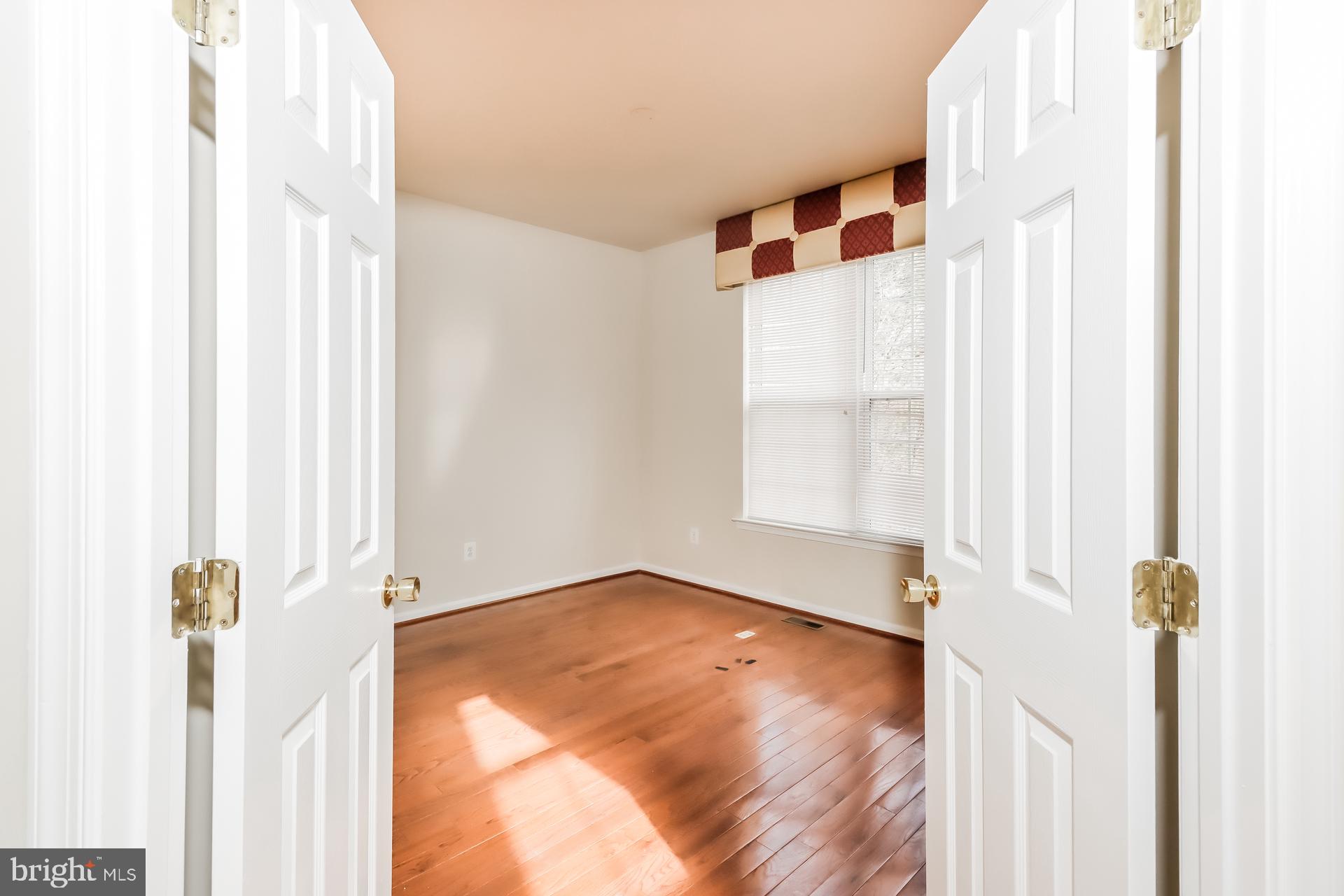 MORGAN POINT - Residential Lease