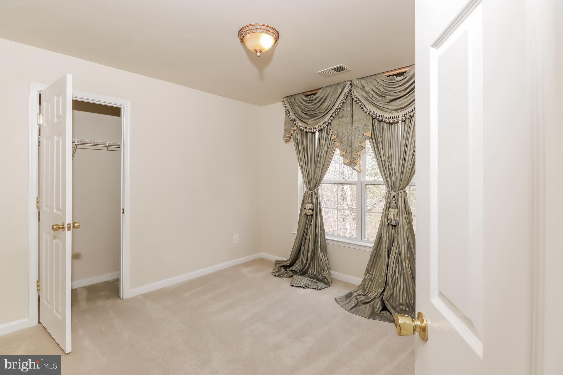 MORGAN POINT - Residential Lease