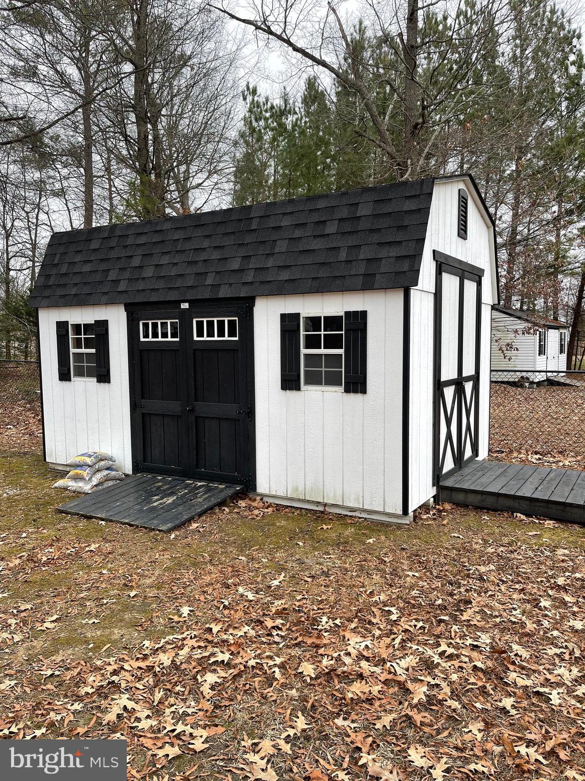 BLUFF POINT - Residential Lease