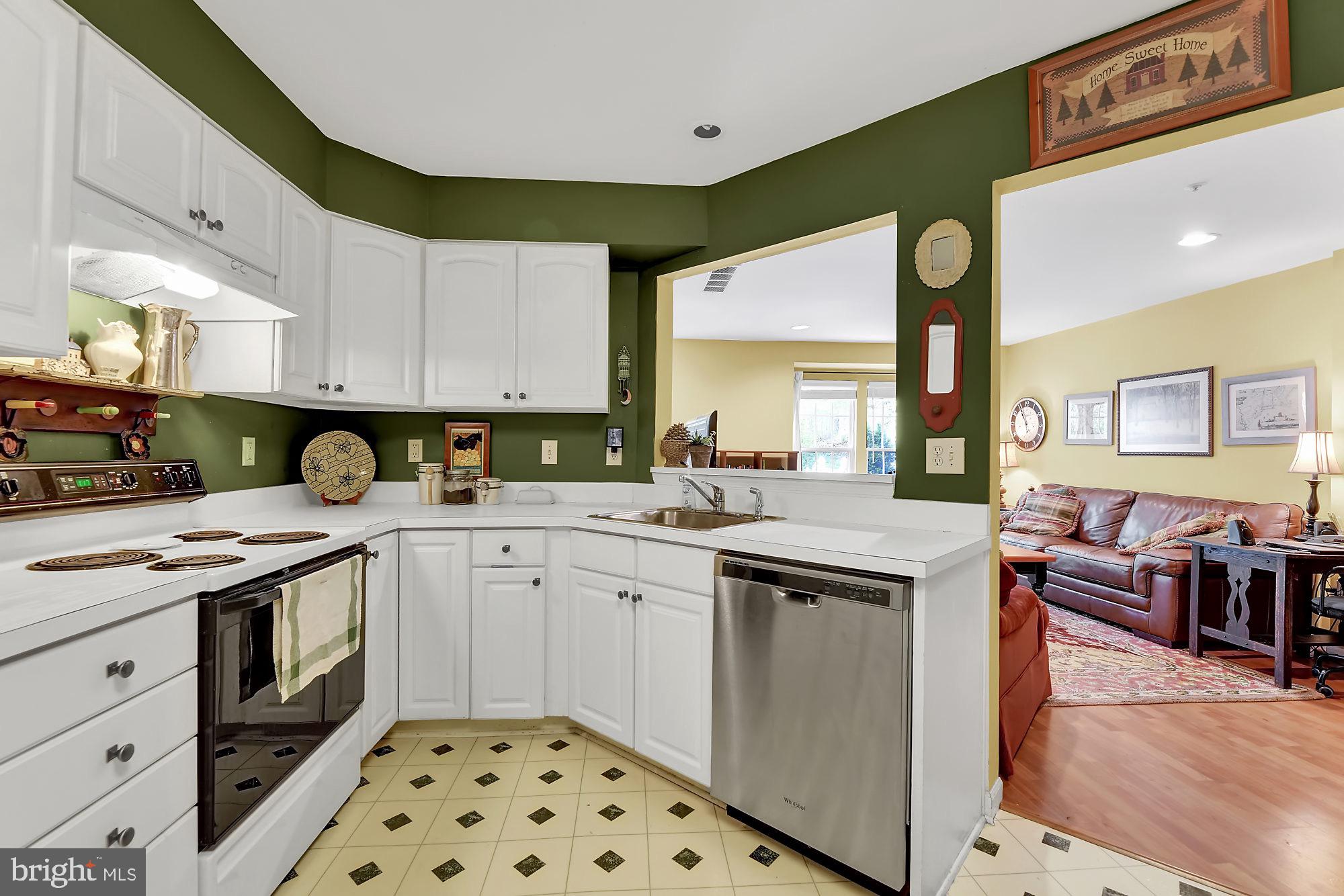 THE VILLAGE SOUTHFIELD - Residential