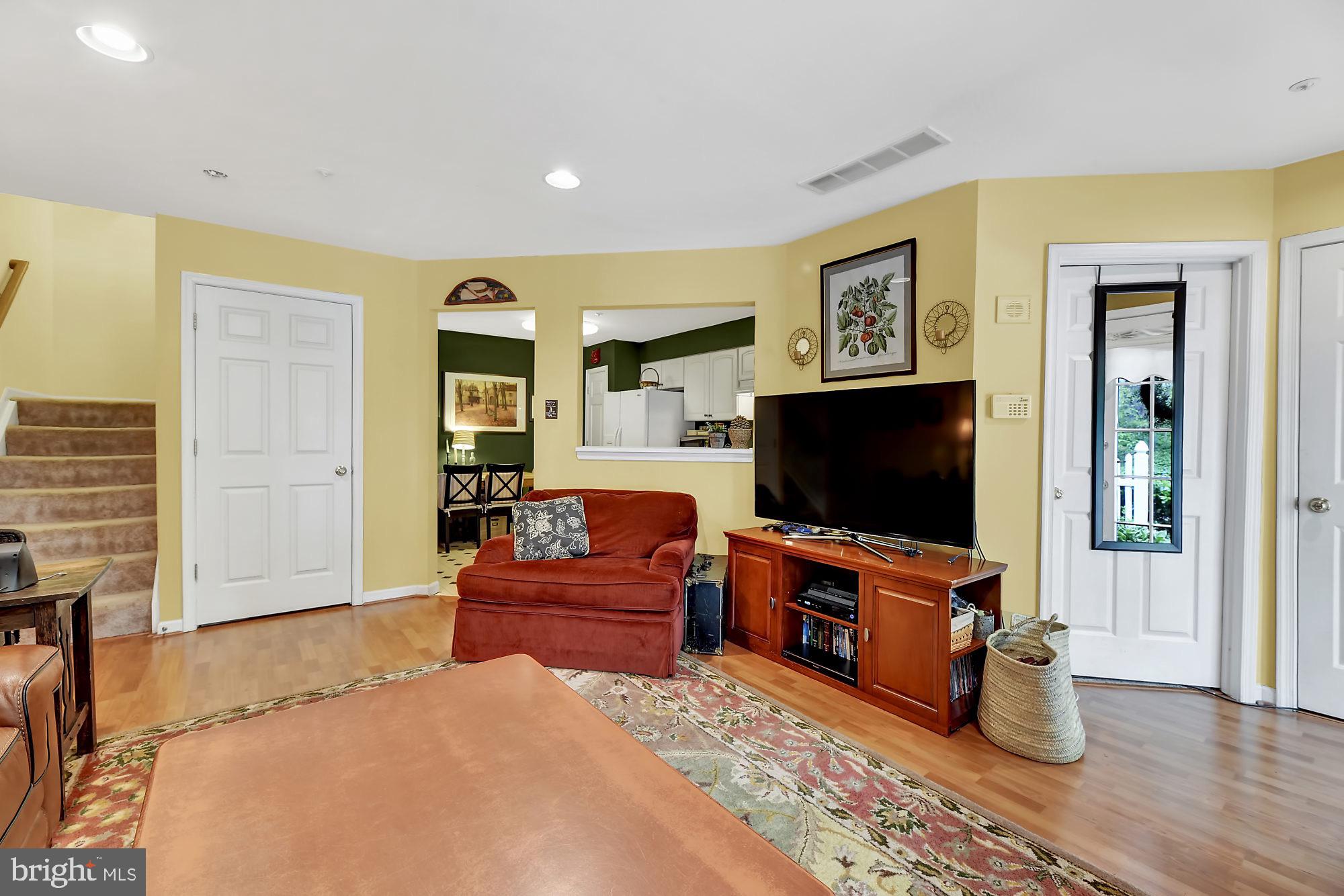 THE VILLAGE SOUTHFIELD - Residential