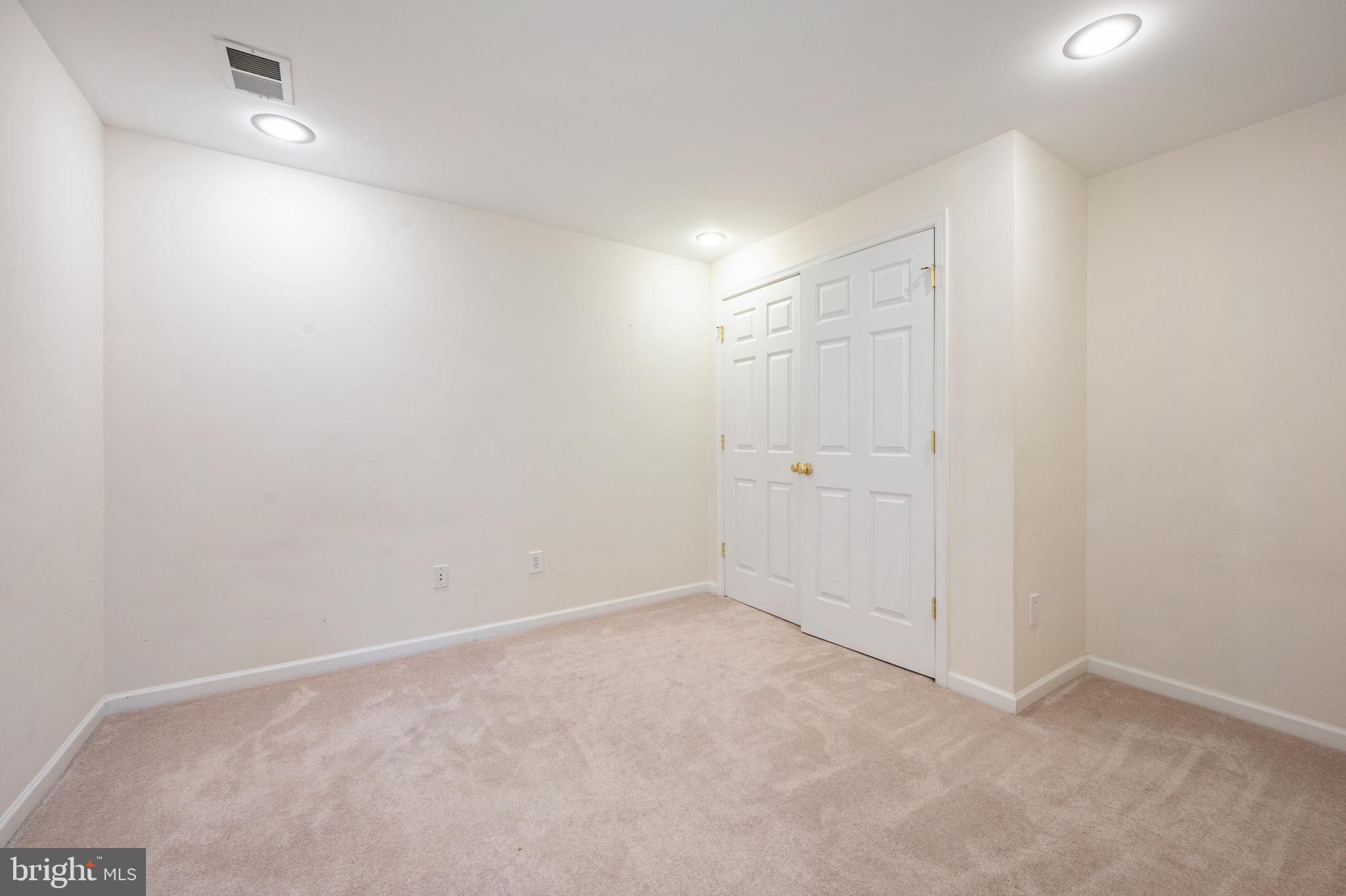 PLEASANT VALLEY - Residential