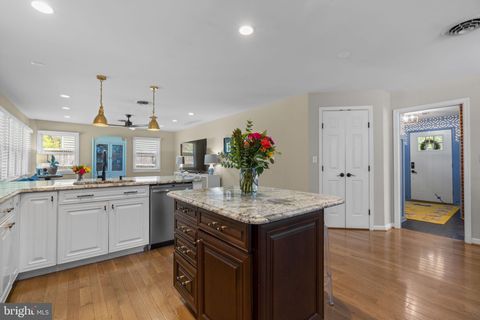 Tiny photo for 52 Sunset Drive, SEVERNA PARK, MD 21146 (MLS # MDAA2144634)