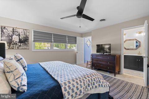 Tiny photo for 52 Sunset Drive, SEVERNA PARK, MD 21146 (MLS # MDAA2144634)