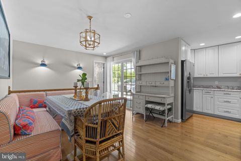 Tiny photo for 52 Sunset Drive, SEVERNA PARK, MD 21146 (MLS # MDAA2144634)