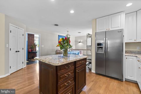 Tiny photo for 52 Sunset Drive, SEVERNA PARK, MD 21146 (MLS # MDAA2144634)