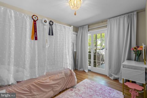 Tiny photo for 52 Sunset Drive, SEVERNA PARK, MD 21146 (MLS # MDAA2144634)