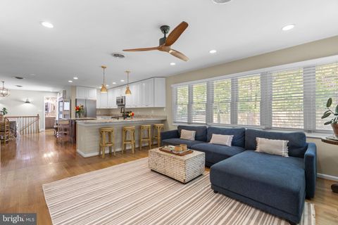 Tiny photo for 52 Sunset Drive, SEVERNA PARK, MD 21146 (MLS # MDAA2144634)