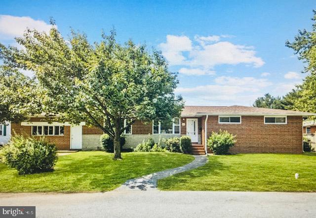 SCHOOL GARDENS - Residential Lease