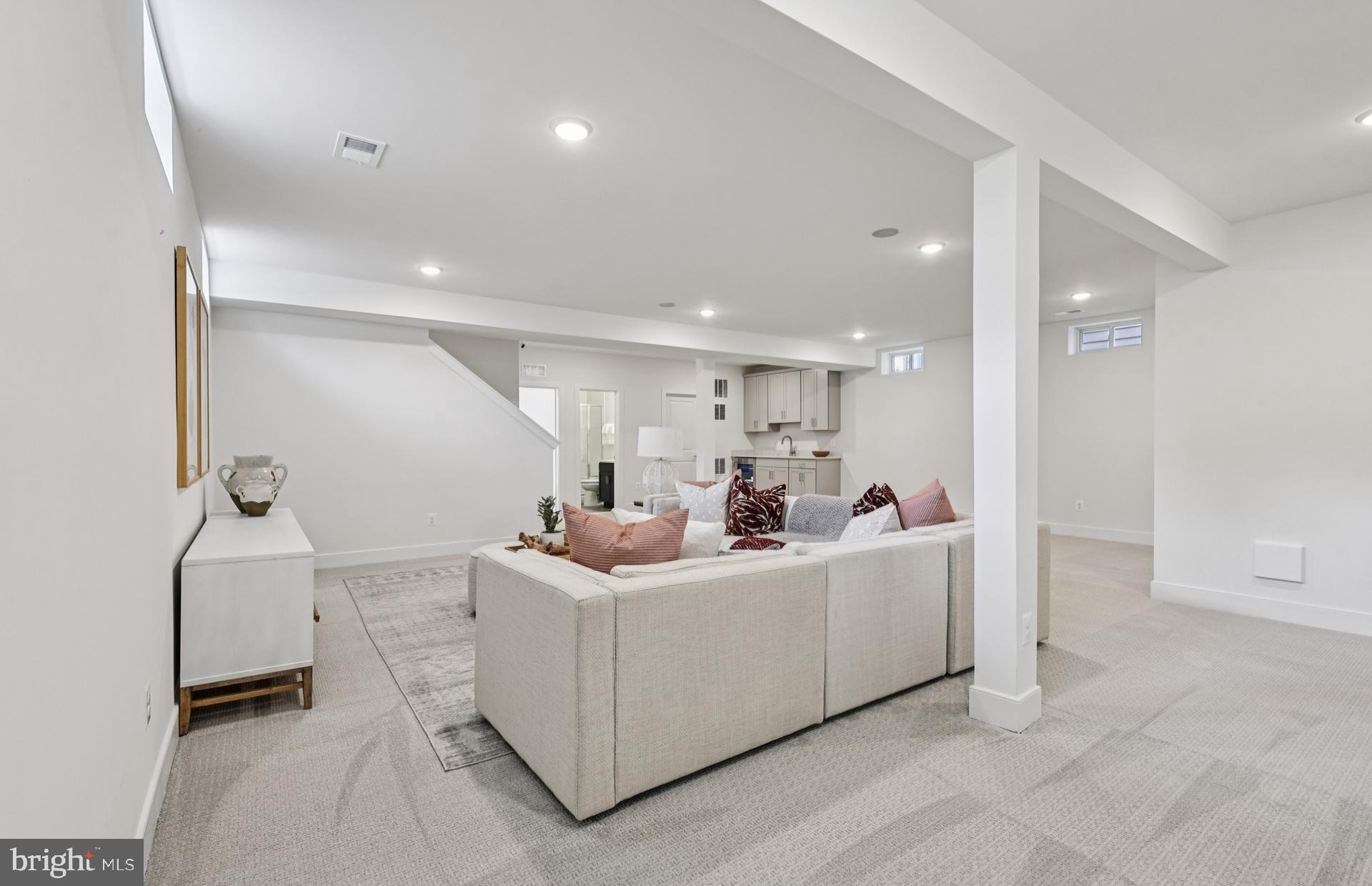 CATTAIL RUN - Residential