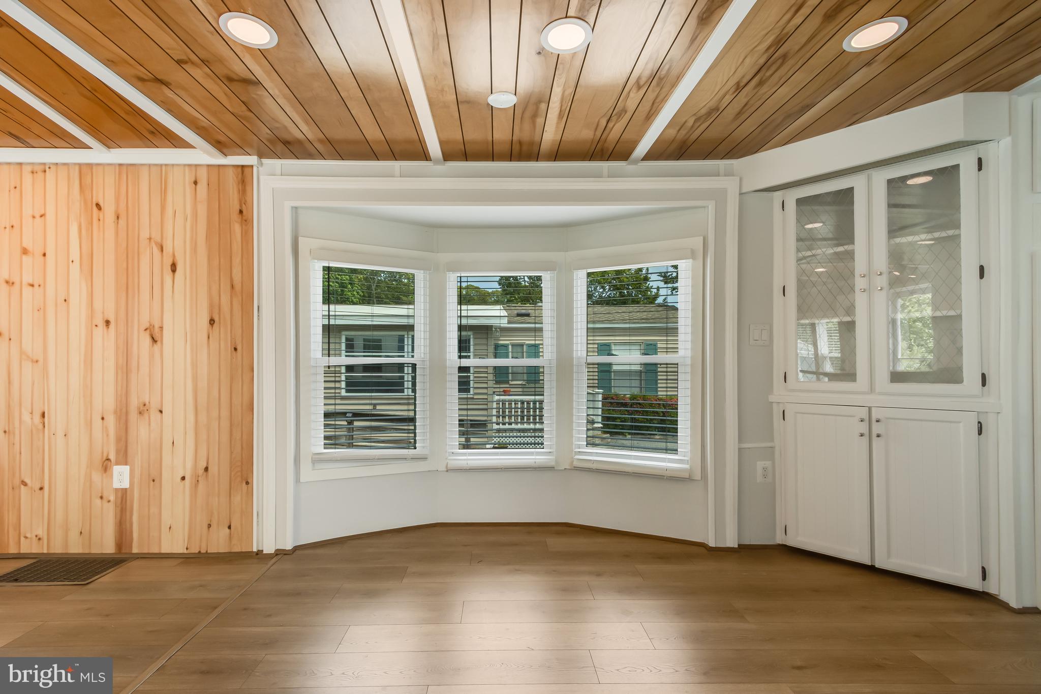 COLONIAL EAST MHP - Residential