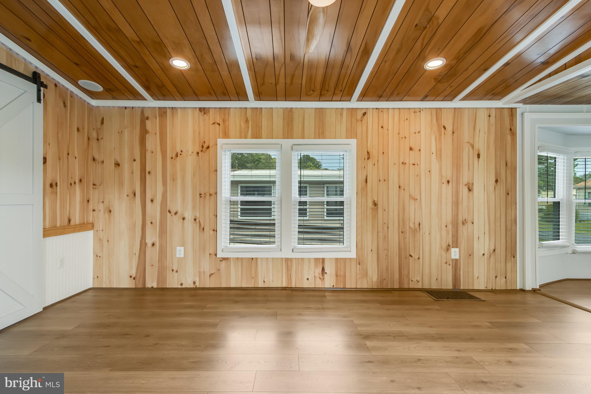 COLONIAL EAST MHP - Residential