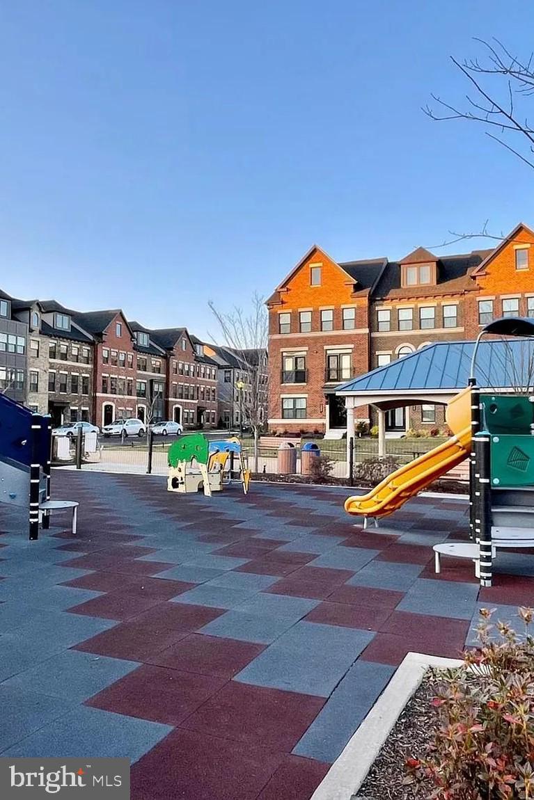 WESTMOORE AT MOOREFIELD - Residential Lease