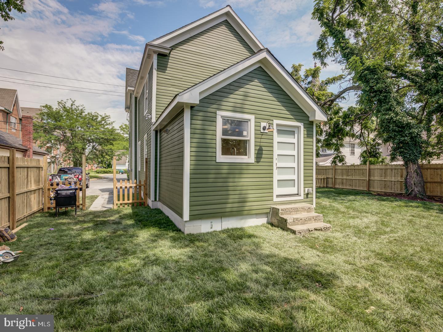 EASTON - Residential