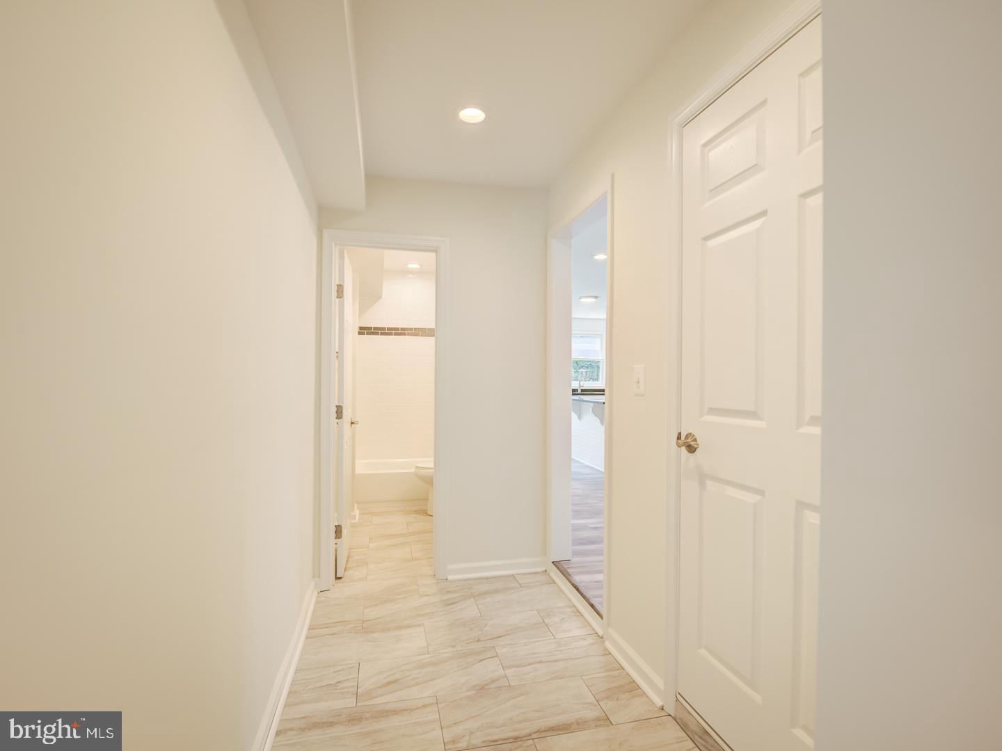 EASTON - Residential