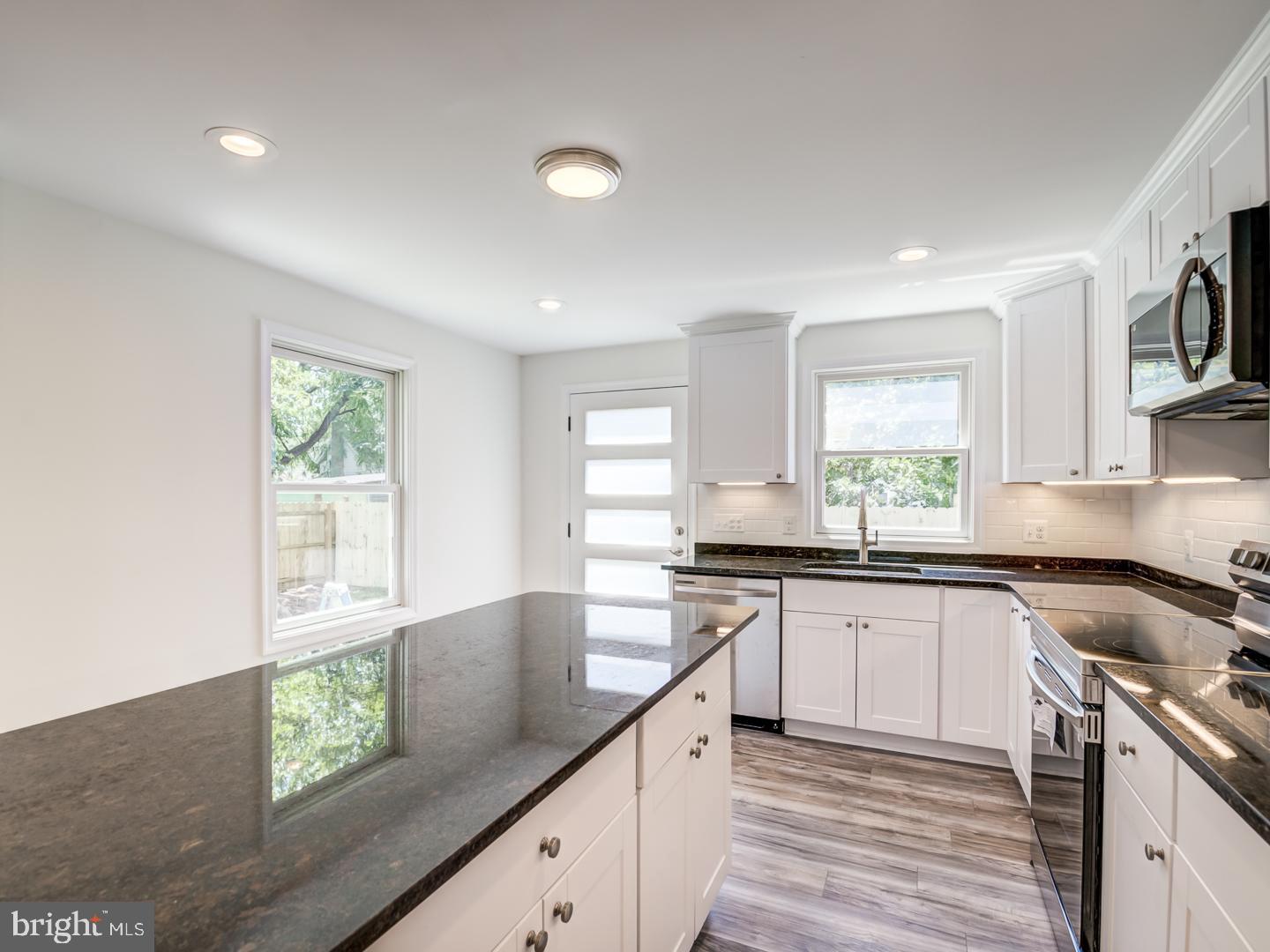 EASTON - Residential