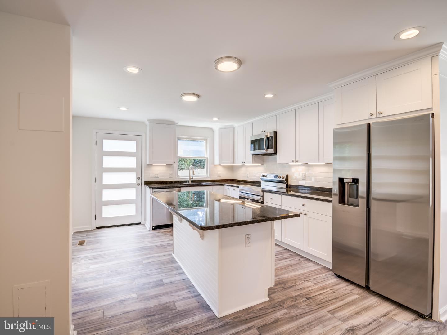 EASTON - Residential