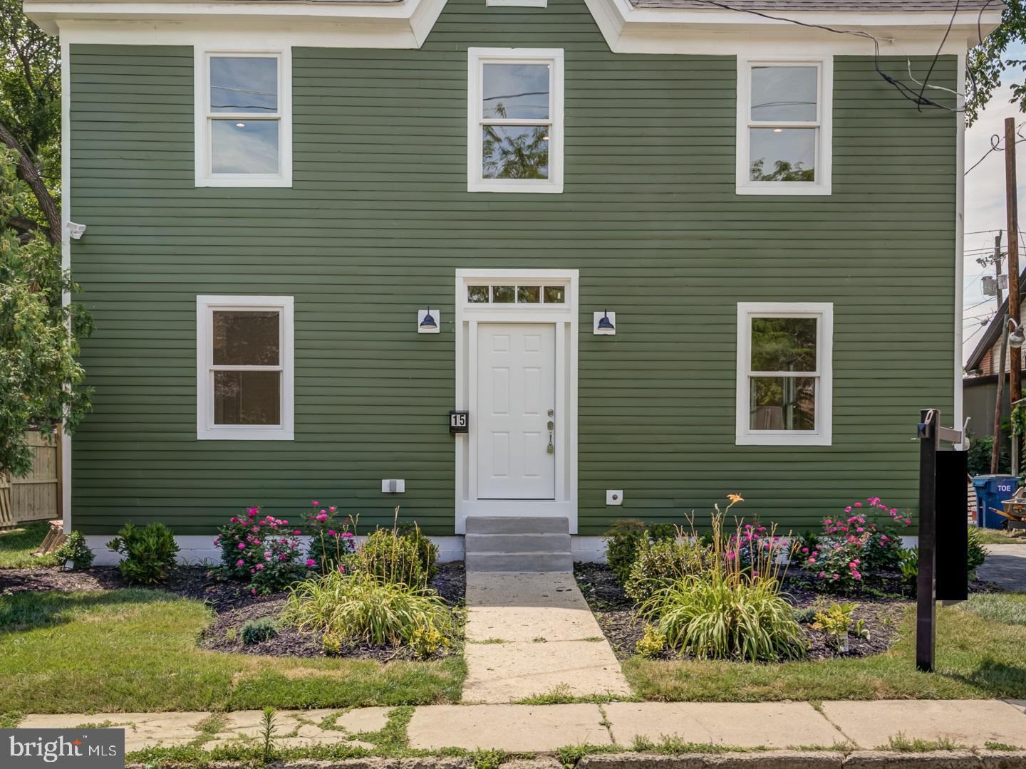 EASTON - Residential