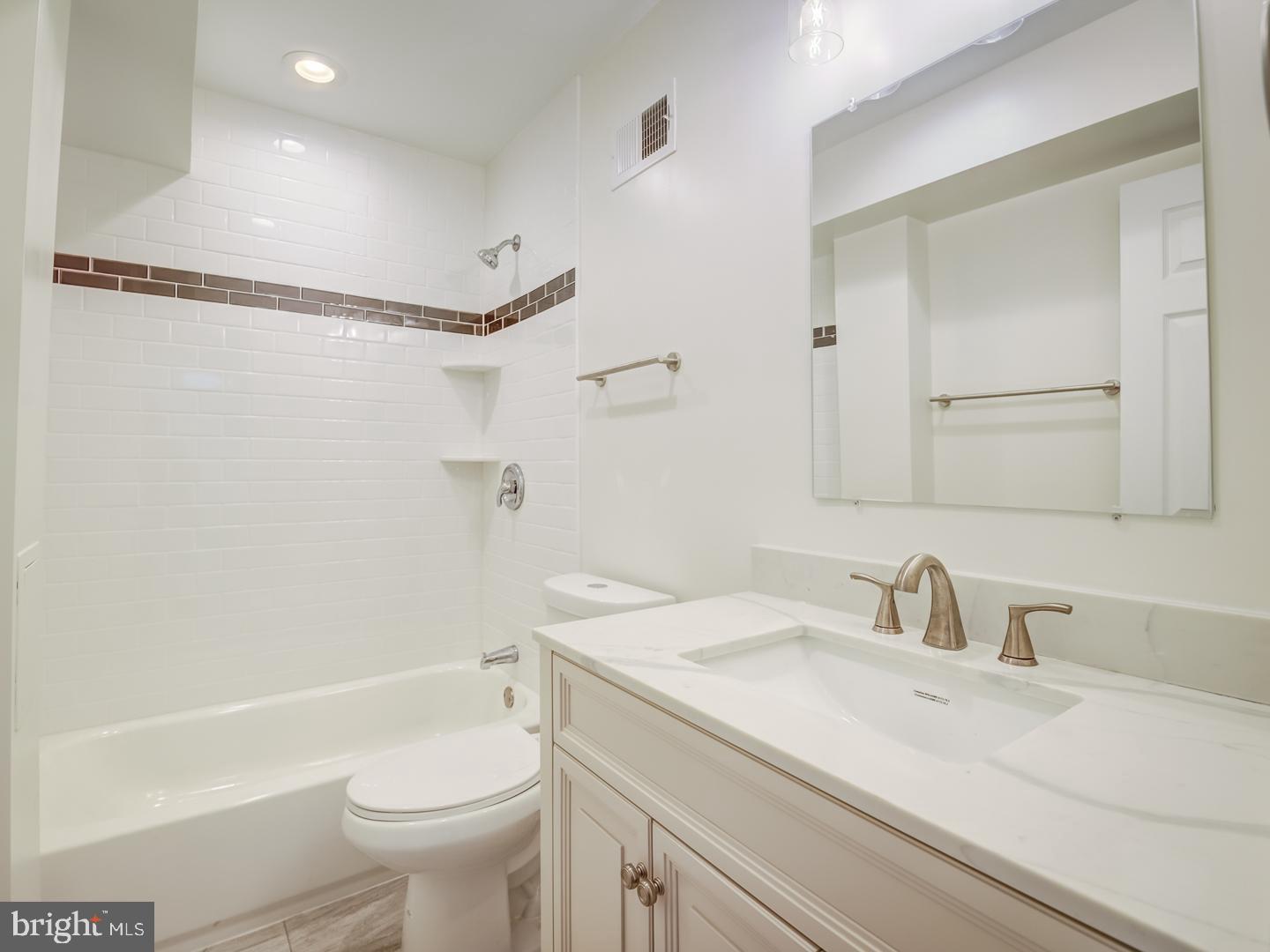 EASTON - Residential