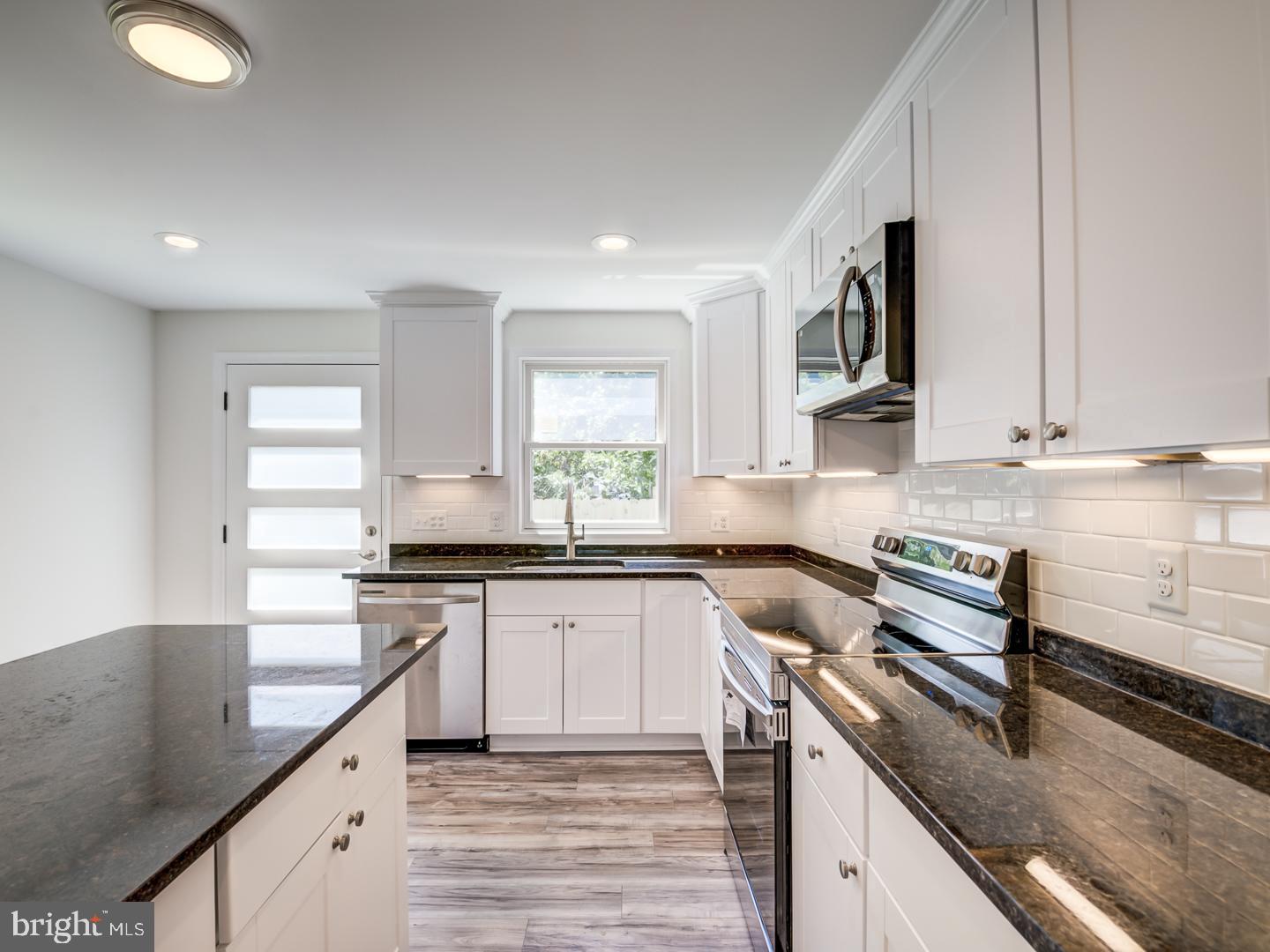 EASTON - Residential