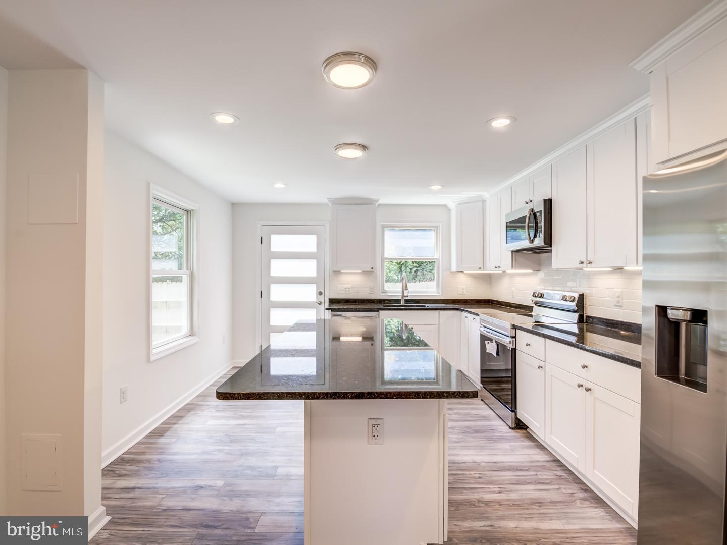 EASTON - Residential