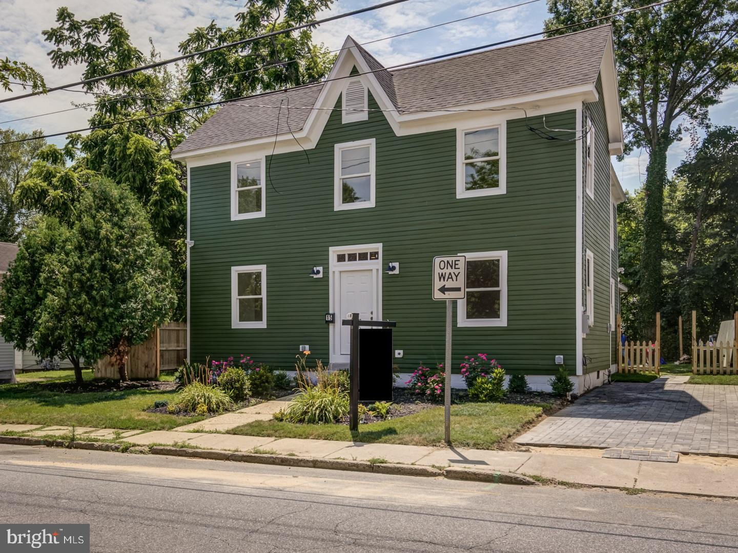 EASTON - Residential