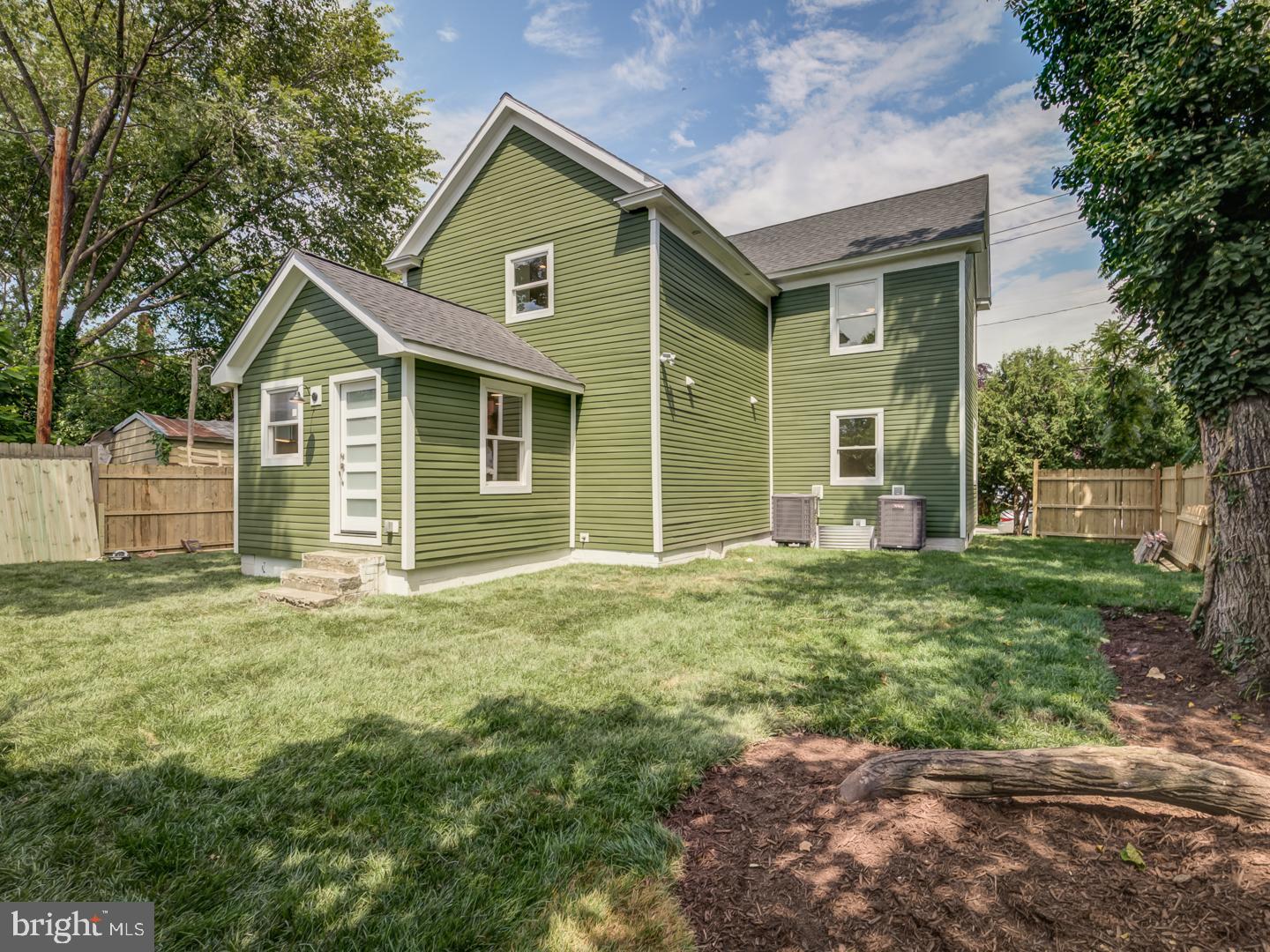 EASTON - Residential