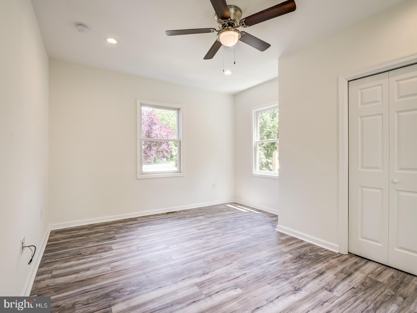 EASTON - Residential