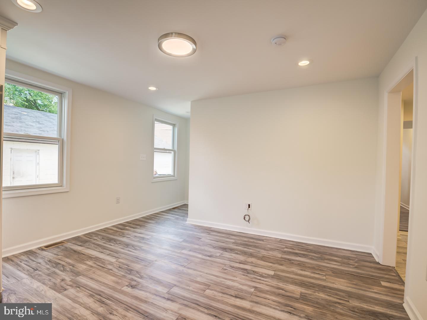 EASTON - Residential