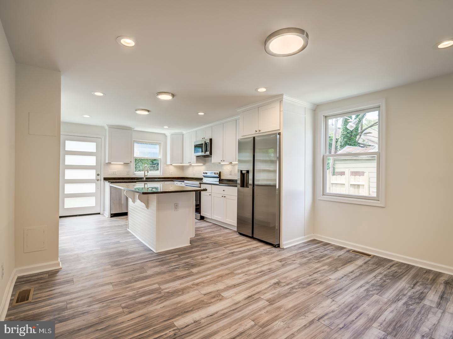 EASTON - Residential