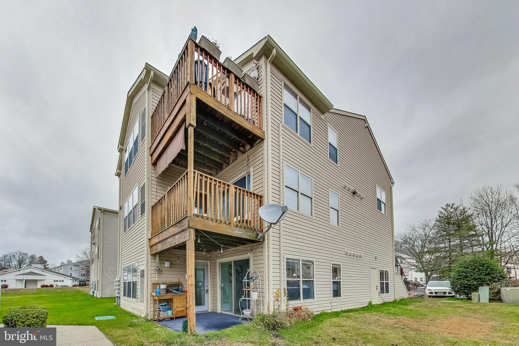 ANNAPOLIS OVERLOOK - Residential