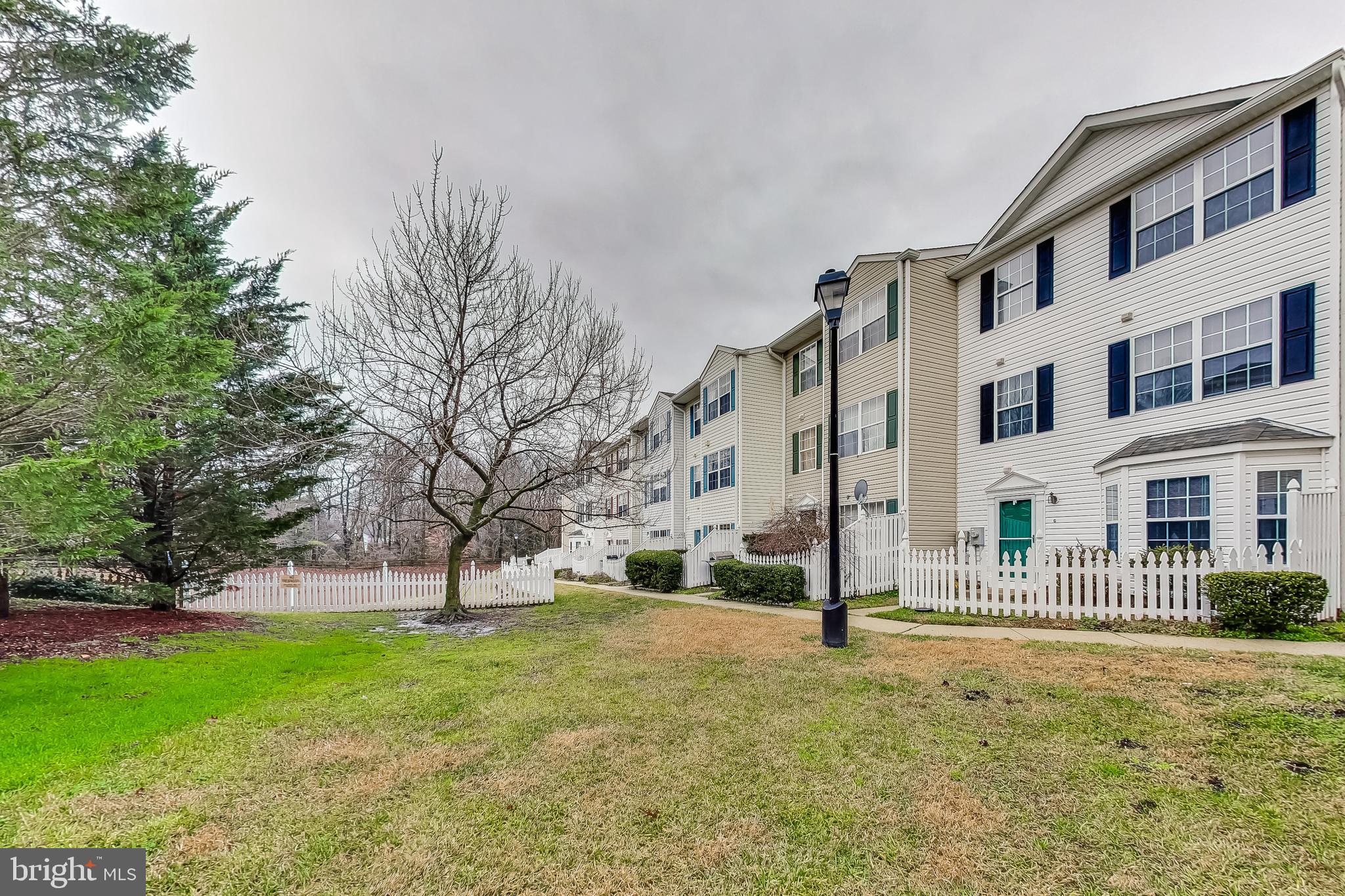 ANNAPOLIS OVERLOOK - Residential