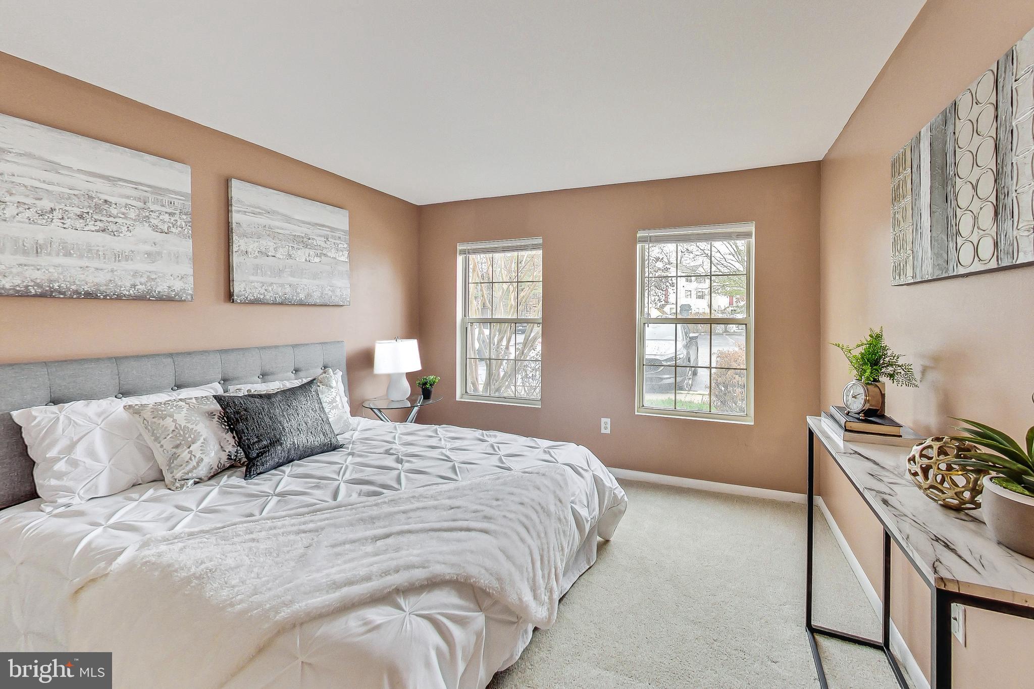 ANNAPOLIS OVERLOOK - Residential