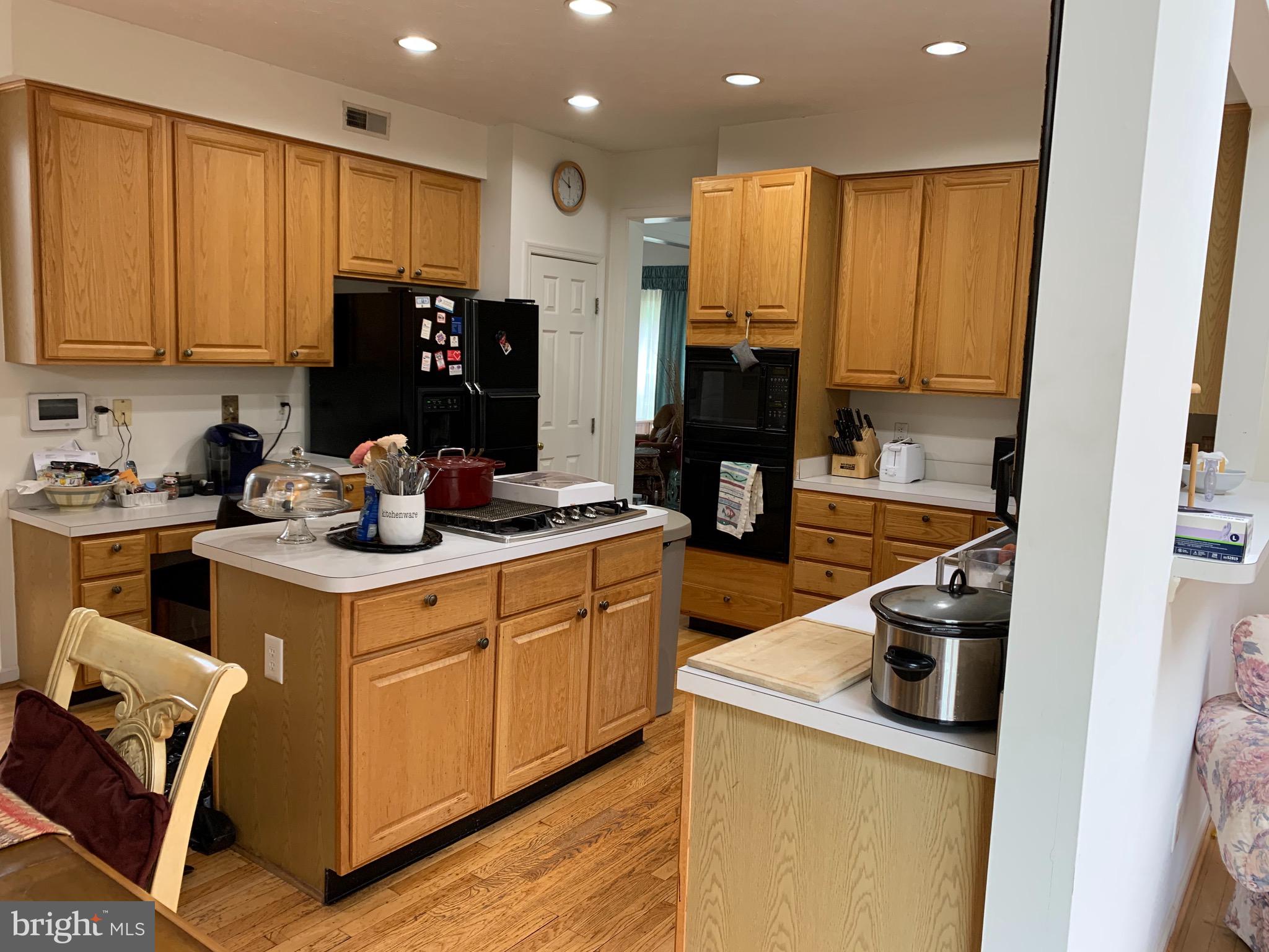 RIDGE FOREST - Residential