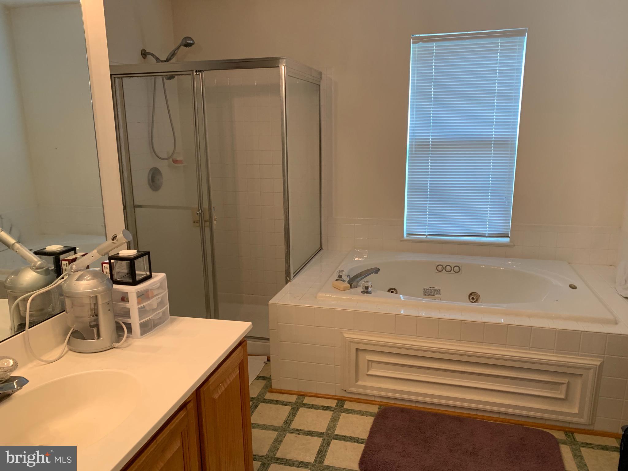 RIDGE FOREST - Residential