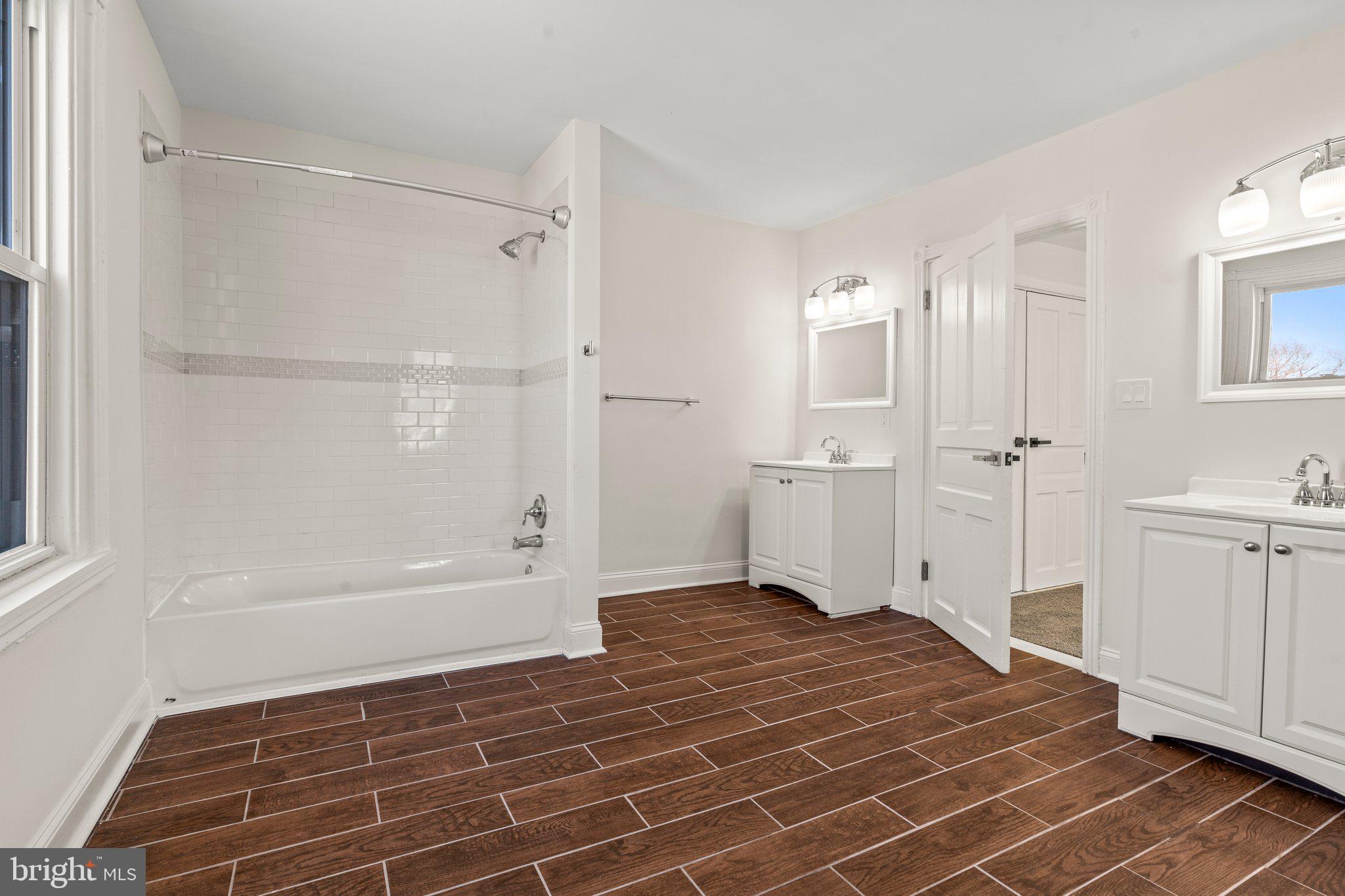 PHILADELPHIA - Residential