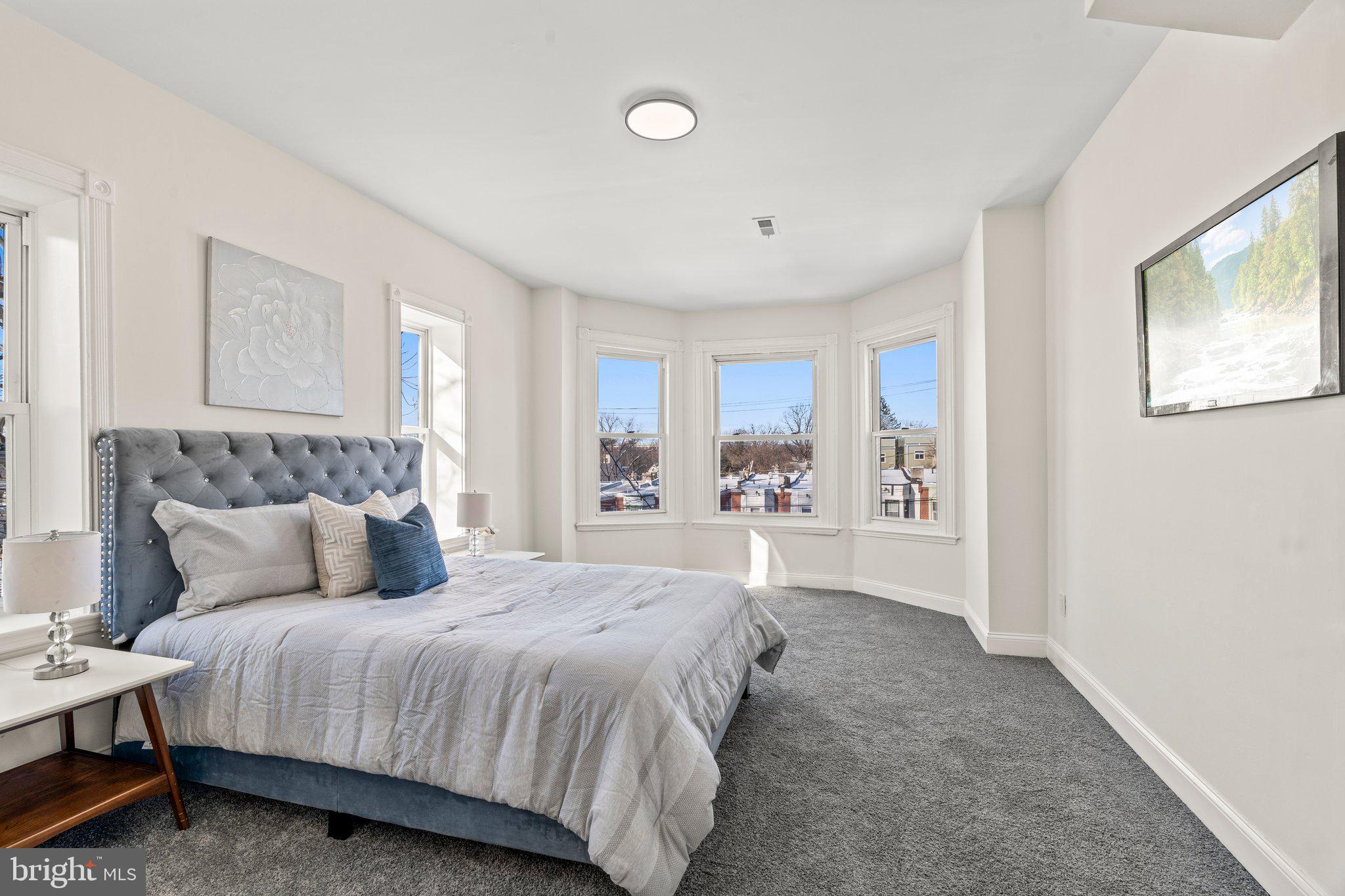 PHILADELPHIA - Residential
