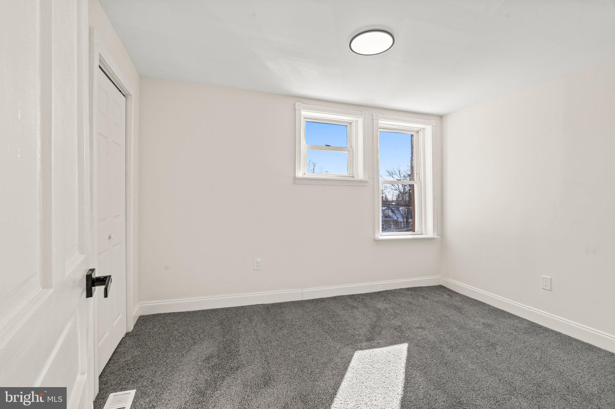 PHILADELPHIA - Residential