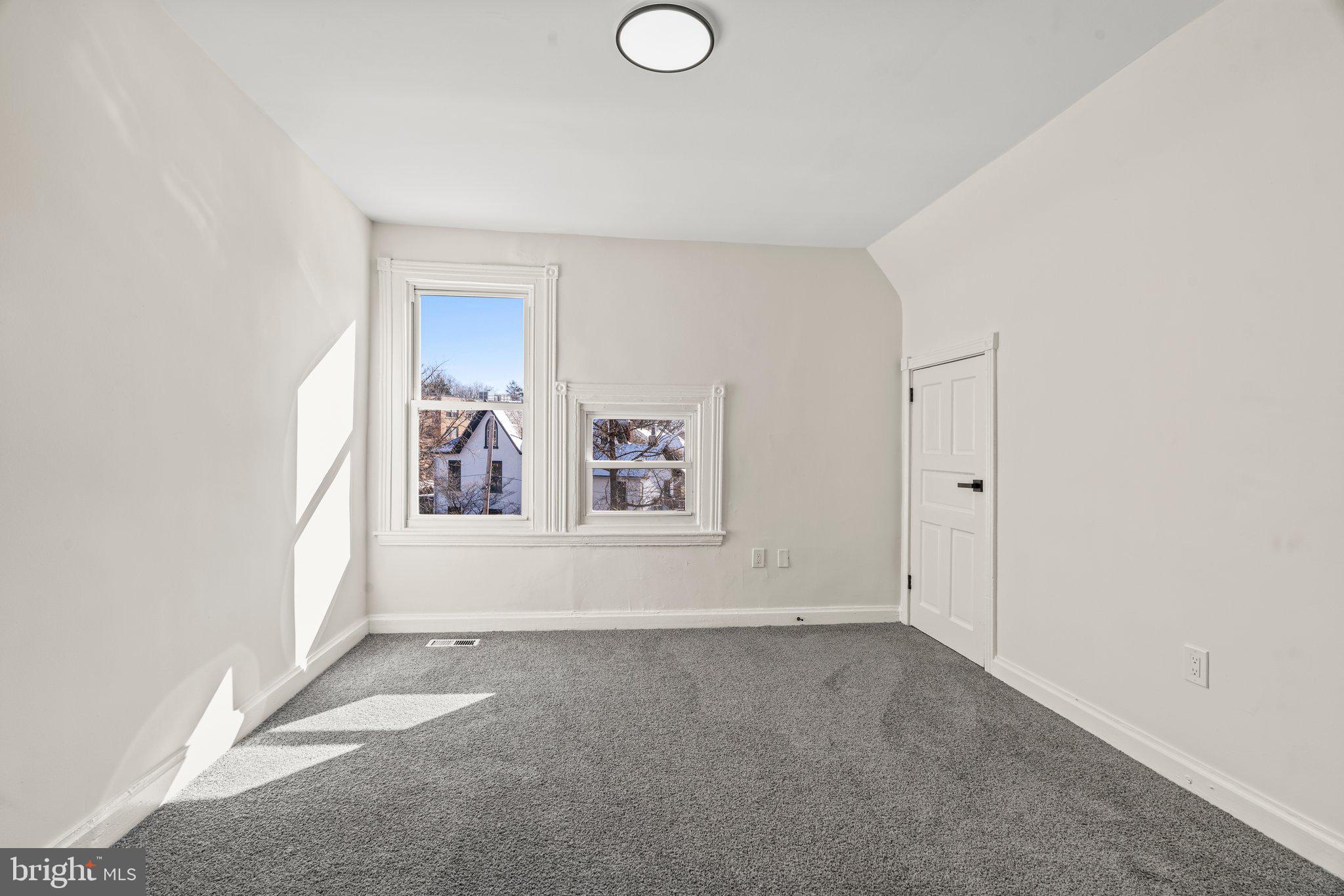 PHILADELPHIA - Residential
