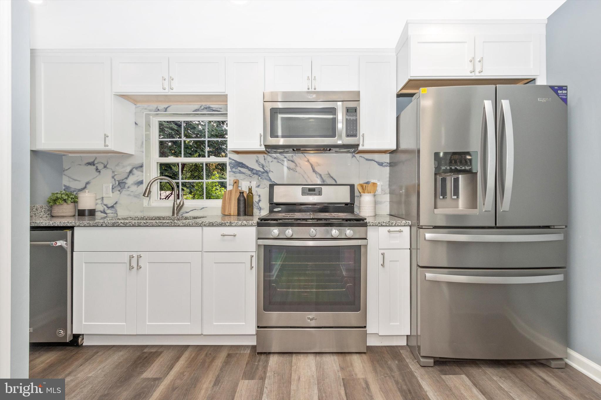 CARMODY HILLS - Residential Lease