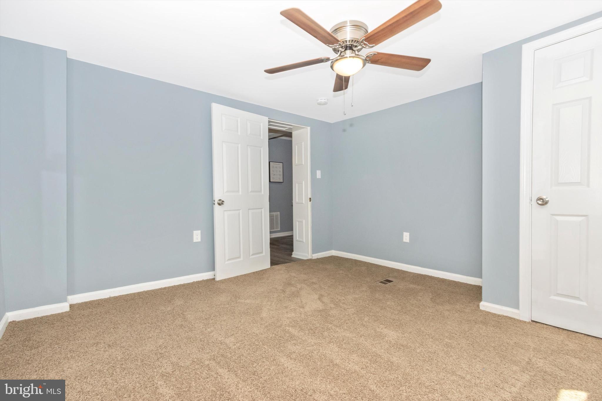 CARMODY HILLS - Residential Lease