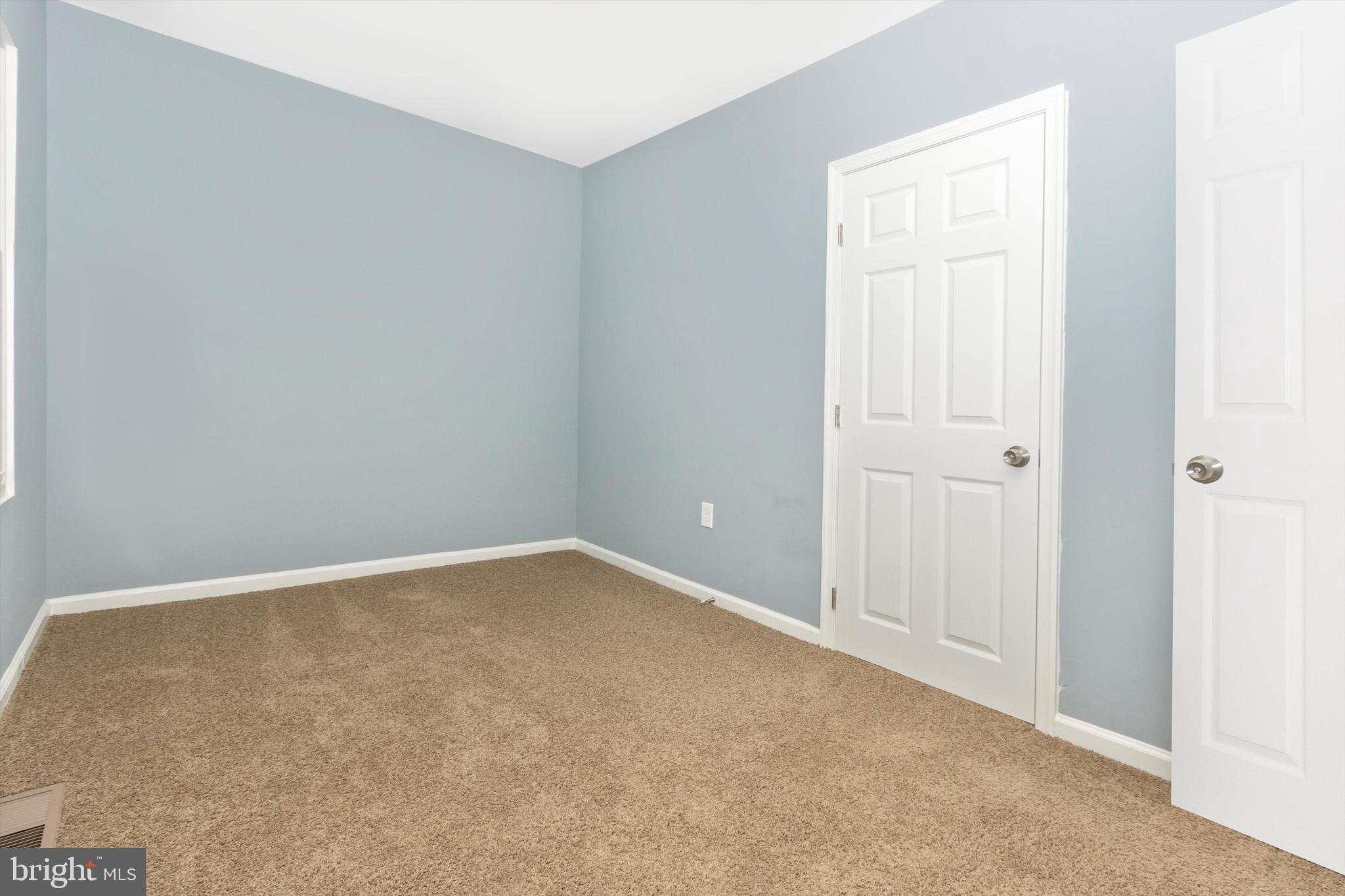 CARMODY HILLS - Residential Lease