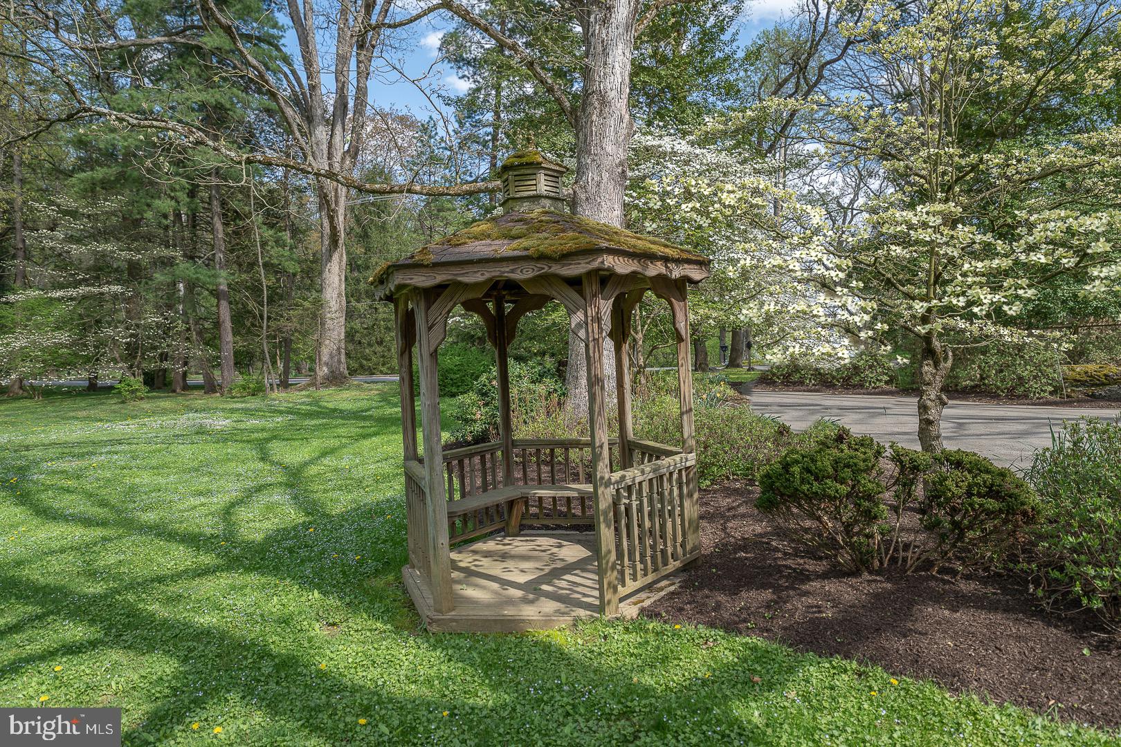 BRYN MAWR - Residential