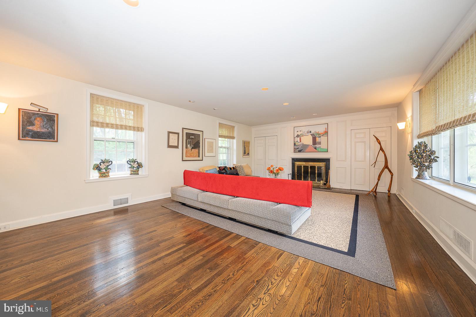 BRYN MAWR - Residential