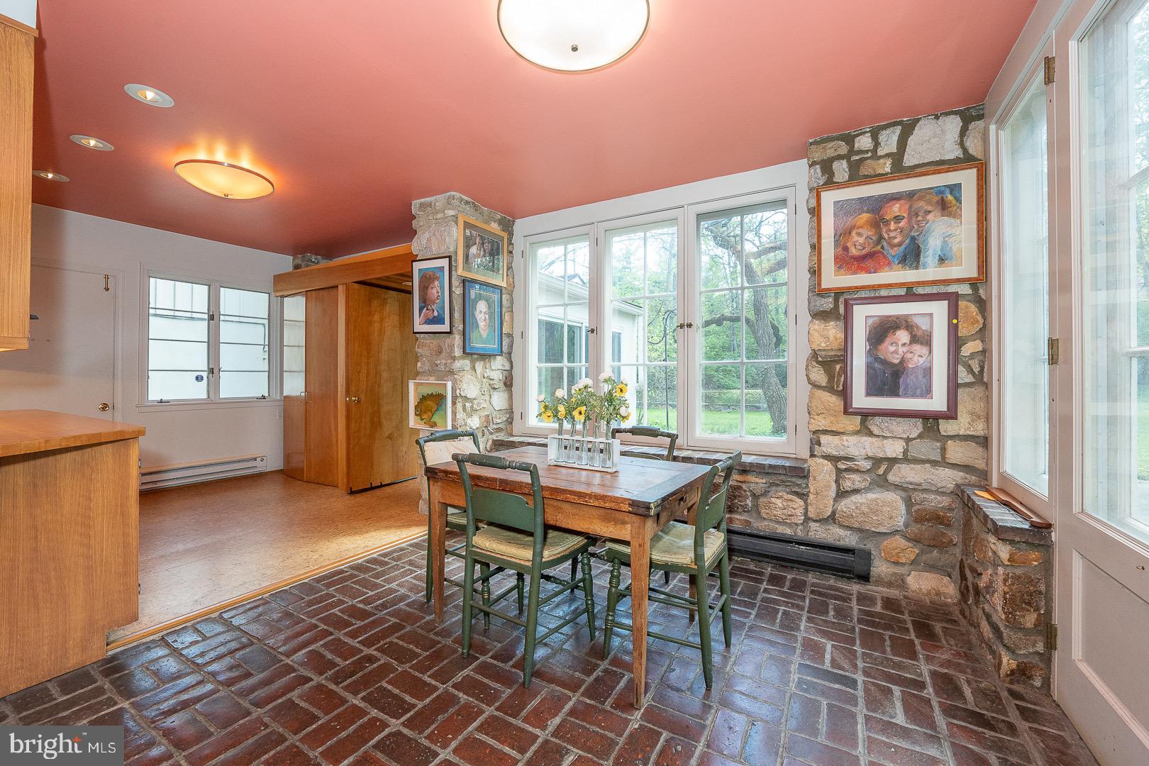 BRYN MAWR - Residential