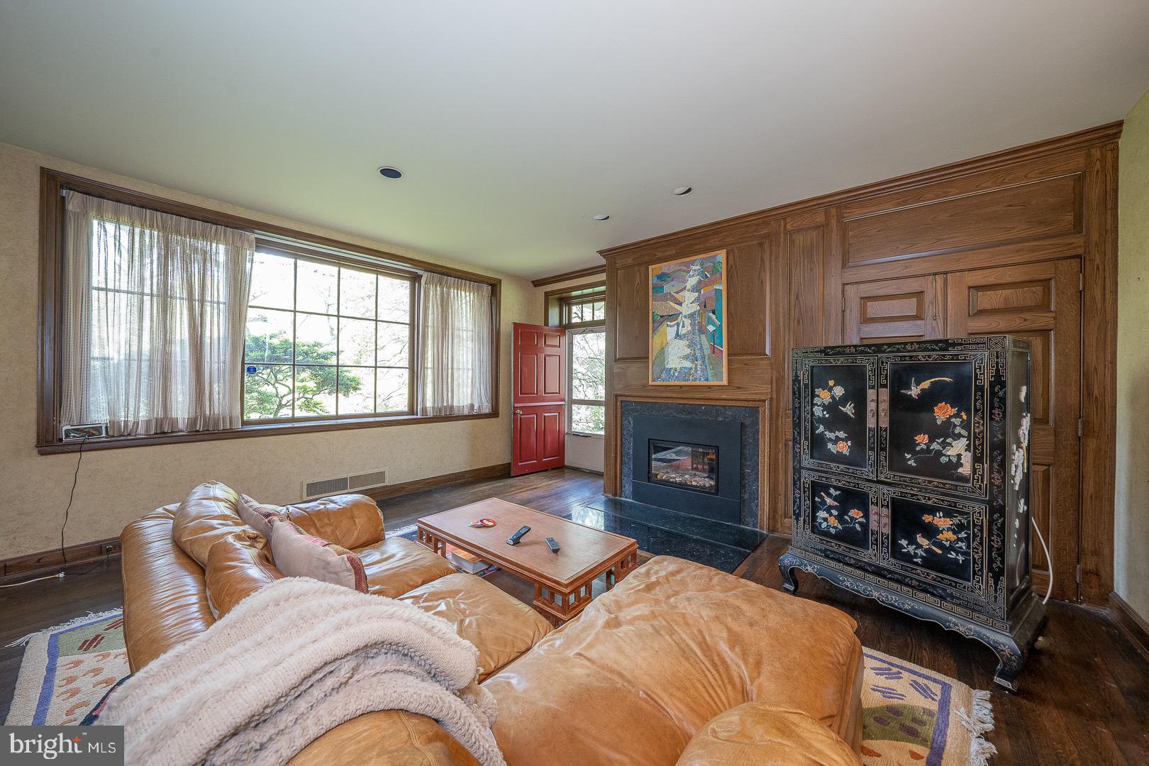 BRYN MAWR - Residential