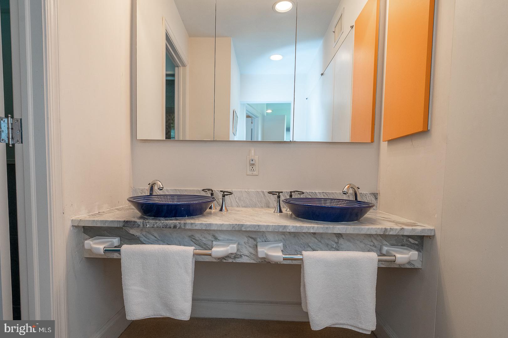 BRYN MAWR - Residential