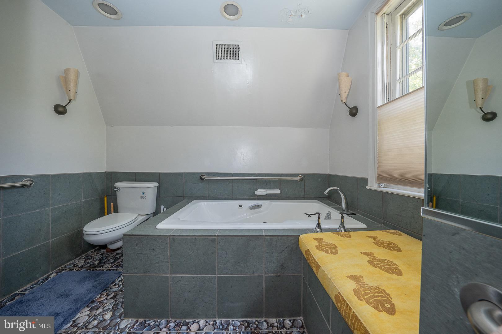 BRYN MAWR - Residential