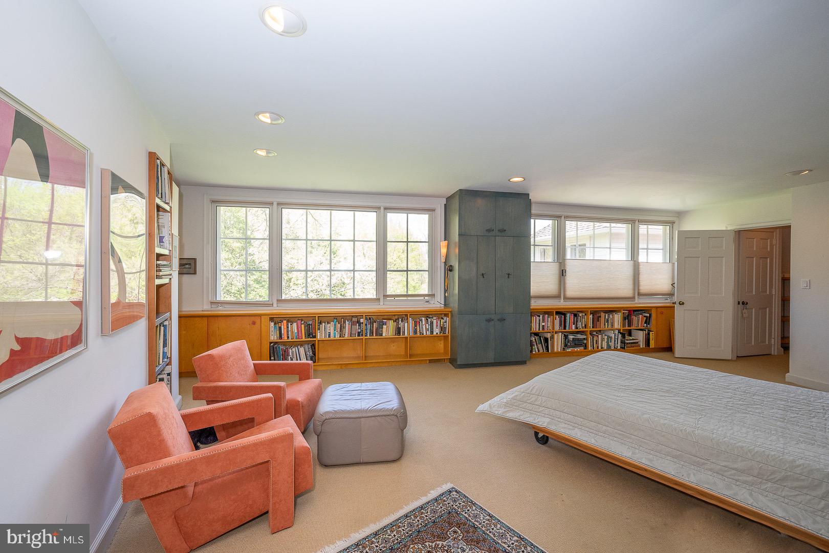 BRYN MAWR - Residential